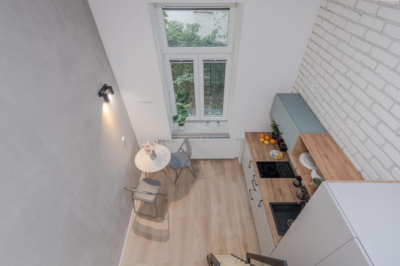 Parkside Fresh Apartments - Old Town Guesthouse - By Upstairs Krakow Exterior photo